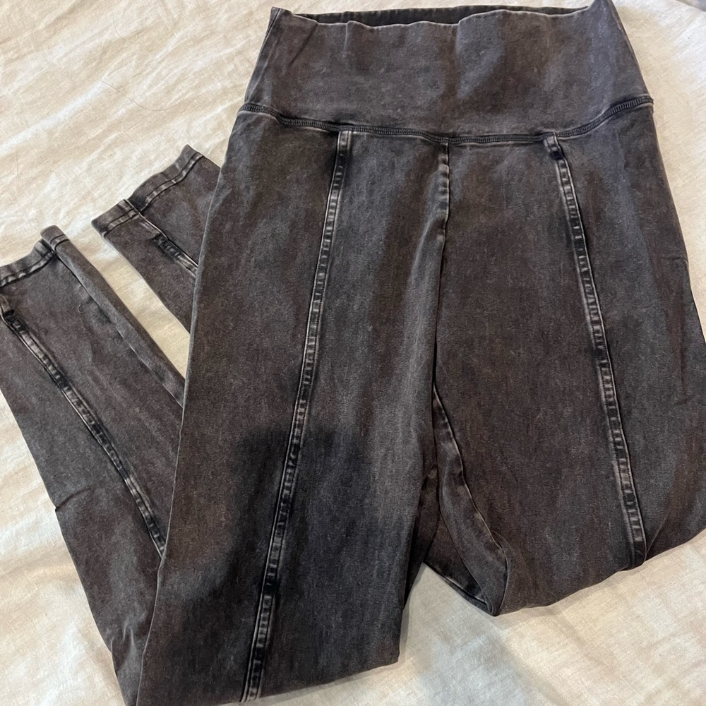 Aerie offline Long grey wash leggings
